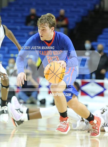 Thumbnail 1 in Lee vs. Caddo Hills (AAA 2A State Final) photogallery.