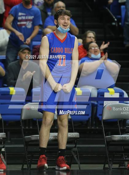 Thumbnail 2 in Lee vs. Caddo Hills (AAA 2A State Final) photogallery.
