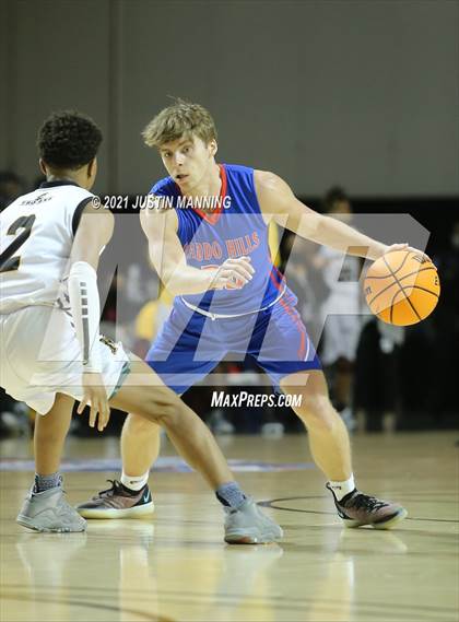 Thumbnail 1 in Lee vs. Caddo Hills (AAA 2A State Final) photogallery.