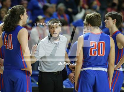 Thumbnail 2 in Lee vs. Caddo Hills (AAA 2A State Final) photogallery.
