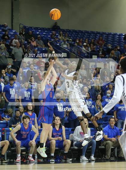 Thumbnail 2 in Lee vs. Caddo Hills (AAA 2A State Final) photogallery.