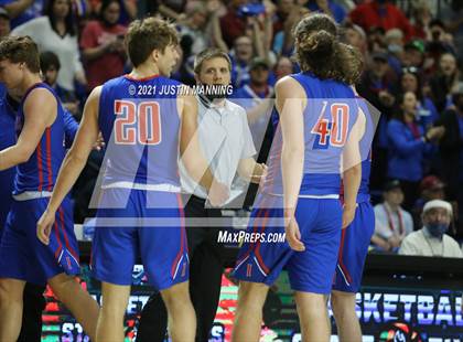 Thumbnail 3 in Lee vs. Caddo Hills (AAA 2A State Final) photogallery.