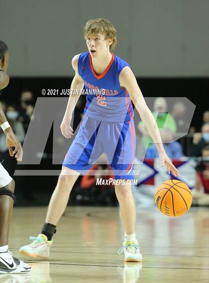 Thumbnail 3 in Lee vs. Caddo Hills (AAA 2A State Final) photogallery.