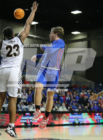 Thumbnail 2 in Lee vs. Caddo Hills (AAA 2A State Final) photogallery.