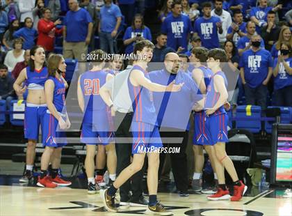 Thumbnail 3 in Lee vs. Caddo Hills (AAA 2A State Final) photogallery.