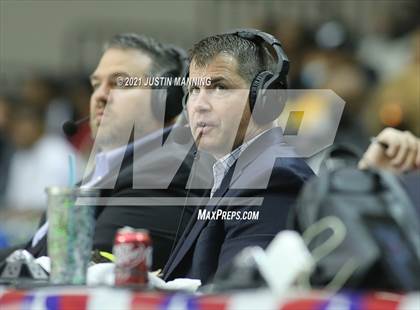 Thumbnail 3 in Lee vs. Caddo Hills (AAA 2A State Final) photogallery.