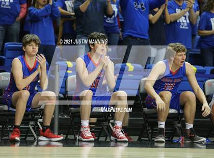 Thumbnail 3 in Lee vs. Caddo Hills (AAA 2A State Final) photogallery.