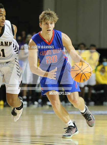 Thumbnail 2 in Lee vs. Caddo Hills (AAA 2A State Final) photogallery.