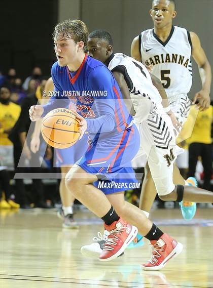 Thumbnail 3 in Lee vs. Caddo Hills (AAA 2A State Final) photogallery.