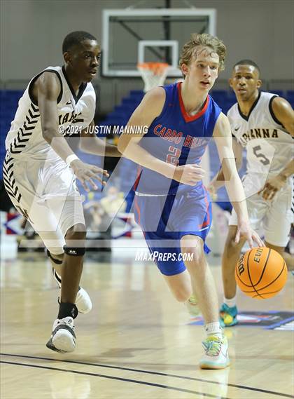 Thumbnail 2 in Lee vs. Caddo Hills (AAA 2A State Final) photogallery.