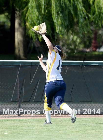 Thumbnail 1 in Alhambra v Carondelet (CIF NCS D2 Championship) photogallery.