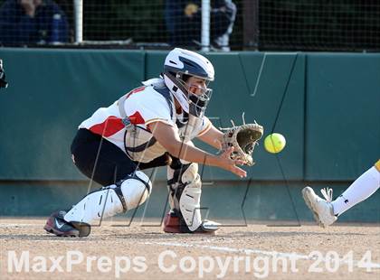 Thumbnail 1 in Alhambra v Carondelet (CIF NCS D2 Championship) photogallery.