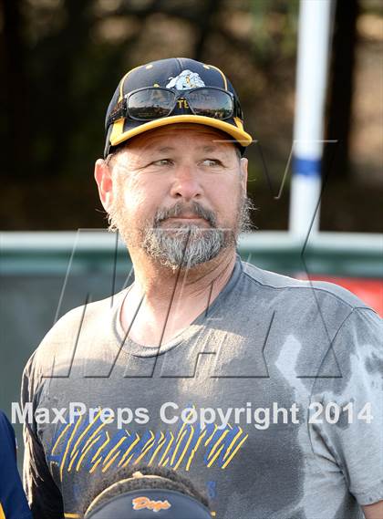 Thumbnail 3 in Alhambra v Carondelet (CIF NCS D2 Championship) photogallery.