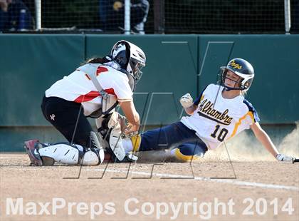 Thumbnail 2 in Alhambra v Carondelet (CIF NCS D2 Championship) photogallery.