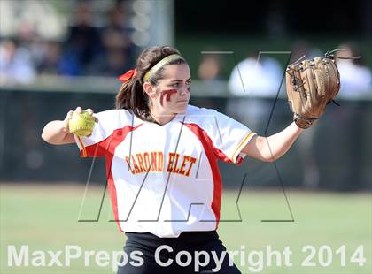 Thumbnail 3 in Alhambra v Carondelet (CIF NCS D2 Championship) photogallery.