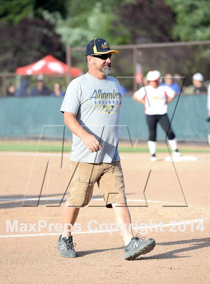 Thumbnail 3 in Alhambra v Carondelet (CIF NCS D2 Championship) photogallery.