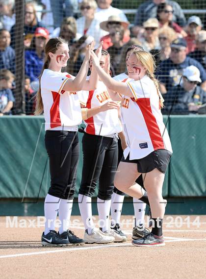 Thumbnail 3 in Alhambra v Carondelet (CIF NCS D2 Championship) photogallery.