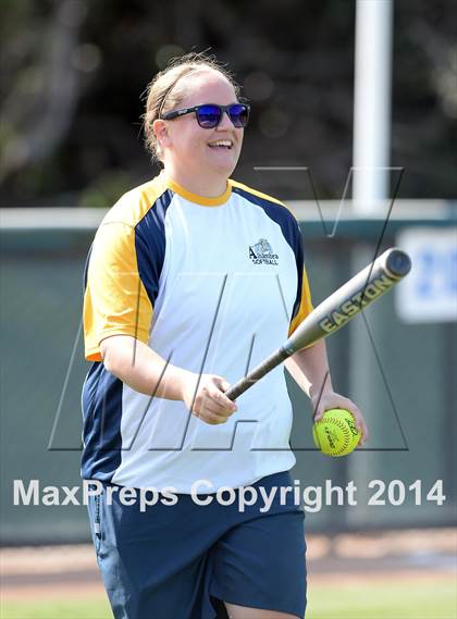 Thumbnail 3 in Alhambra v Carondelet (CIF NCS D2 Championship) photogallery.