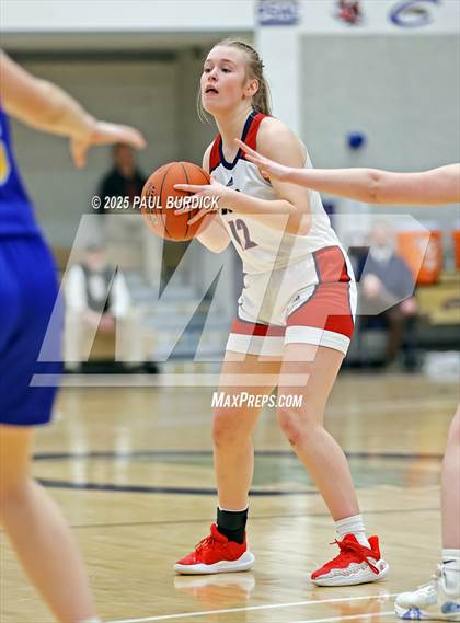 Thumbnail 2 in Otto-Eldred vs. DuBois Central Catholic (District 9 1A Final) photogallery.