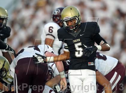 Thumbnail 3 in Lewisville @ Irving photogallery.