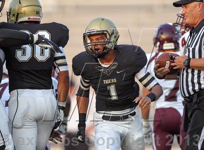 Thumbnail 3 in Lewisville @ Irving photogallery.