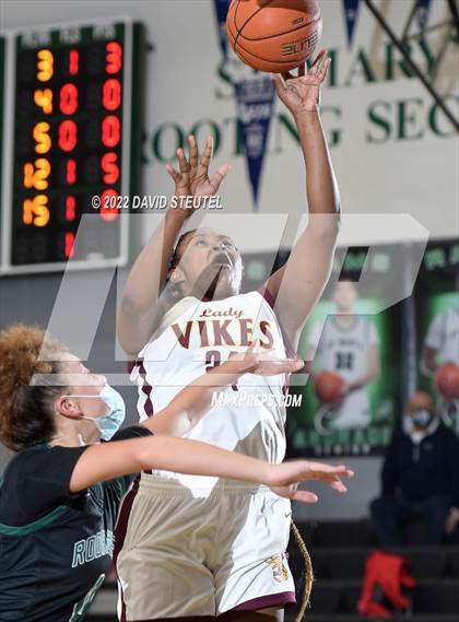 Thumbnail 2 in Rodriguez vs. Edison (St. Mary's Stockton MLK Showcase) photogallery.