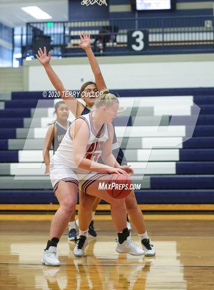 Thumbnail 3 in Hunter vs. Springville (Charger Winter Classic) photogallery.