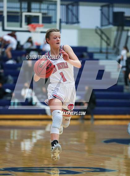 Thumbnail 3 in Hunter vs. Springville (Charger Winter Classic) photogallery.