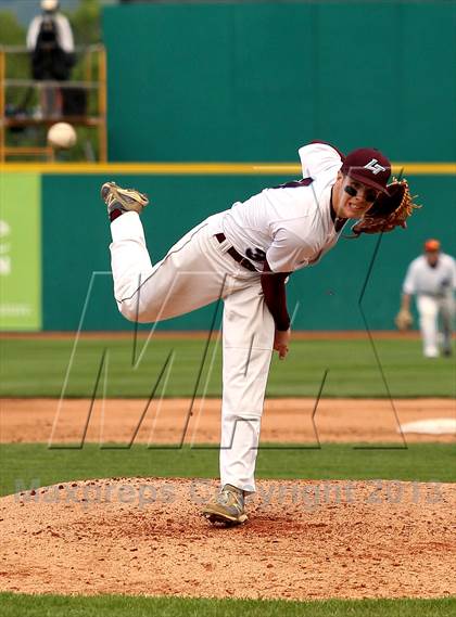 Thumbnail 1 in Loyalsock Township vs. Beaver (PIAA Class AA Final) photogallery.