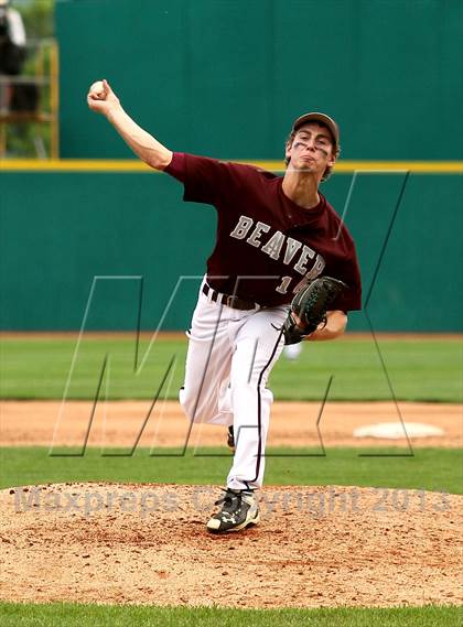 Thumbnail 3 in Loyalsock Township vs. Beaver (PIAA Class AA Final) photogallery.