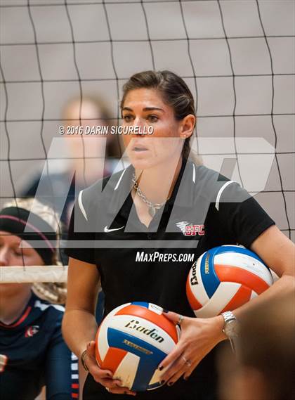 Thumbnail 1 in Bishop Gorman vs. Santa Fe Christian (Nike Tournament of Champions) photogallery.
