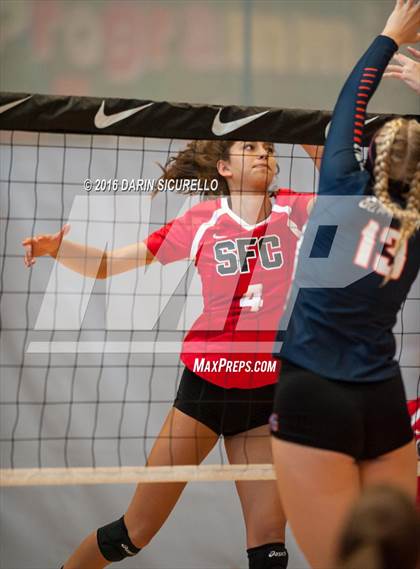 Thumbnail 2 in Bishop Gorman vs. Santa Fe Christian (Nike Tournament of Champions) photogallery.