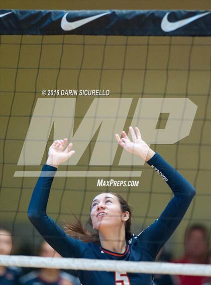 Thumbnail 1 in Bishop Gorman vs. Santa Fe Christian (Nike Tournament of Champions) photogallery.