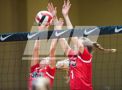 Thumbnail 3 in Bishop Gorman vs. Santa Fe Christian (Nike Tournament of Champions) photogallery.