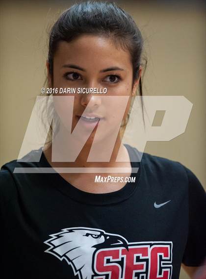 Thumbnail 1 in Bishop Gorman vs. Santa Fe Christian (Nike Tournament of Champions) photogallery.