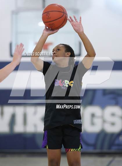 Thumbnail 3 in Reynoldsburg vs Fort Loramie (Scrimmage) photogallery.