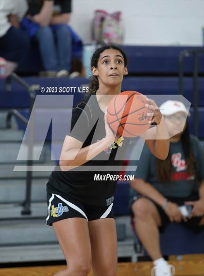 Thumbnail 1 in Reynoldsburg vs Fort Loramie (Scrimmage) photogallery.