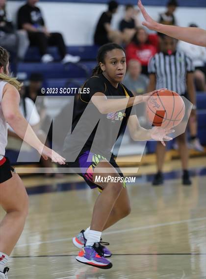 Thumbnail 2 in Reynoldsburg vs Fort Loramie (Scrimmage) photogallery.