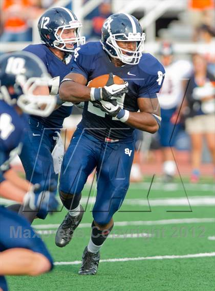 Thumbnail 1 in Smithson Valley vs. Brandeis (UIL 5A Division 2 Area Playoff) photogallery.