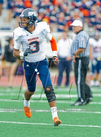 Thumbnail 2 in Smithson Valley vs. Brandeis (UIL 5A Division 2 Area Playoff) photogallery.