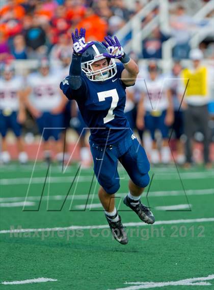 Thumbnail 1 in Smithson Valley vs. Brandeis (UIL 5A Division 2 Area Playoff) photogallery.