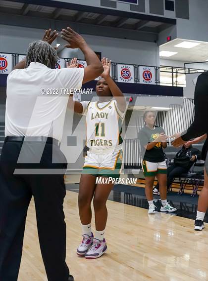 Thumbnail 2 in Indianapolis Crispus Attucks vs. North Central (Sneakers for Santa Shootout) photogallery.