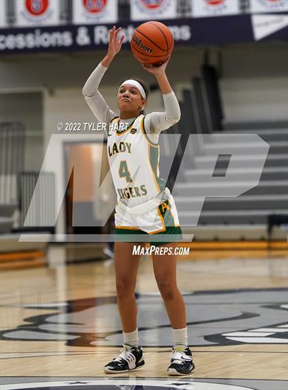 Thumbnail 1 in Indianapolis Crispus Attucks vs. North Central (Sneakers for Santa Shootout) photogallery.