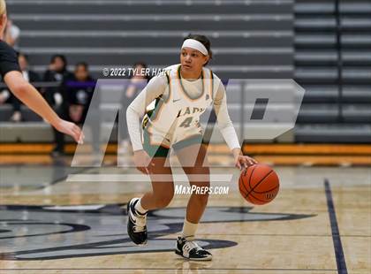 Thumbnail 2 in Indianapolis Crispus Attucks vs. North Central (Sneakers for Santa Shootout) photogallery.