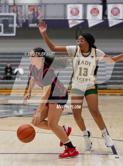 Thumbnail 2 in Indianapolis Crispus Attucks vs. North Central (Sneakers for Santa Shootout) photogallery.