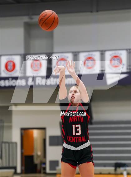 Thumbnail 3 in Indianapolis Crispus Attucks vs. North Central (Sneakers for Santa Shootout) photogallery.