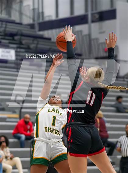 Thumbnail 1 in Indianapolis Crispus Attucks vs. North Central (Sneakers for Santa Shootout) photogallery.