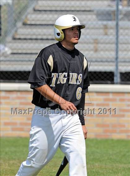 Thumbnail 3 in Irving @ Nimitz photogallery.