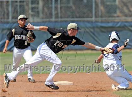 Thumbnail 3 in Irving @ Nimitz photogallery.