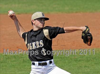 Thumbnail 3 in Irving @ Nimitz photogallery.